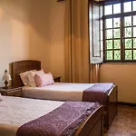 Quinta Do Meira *